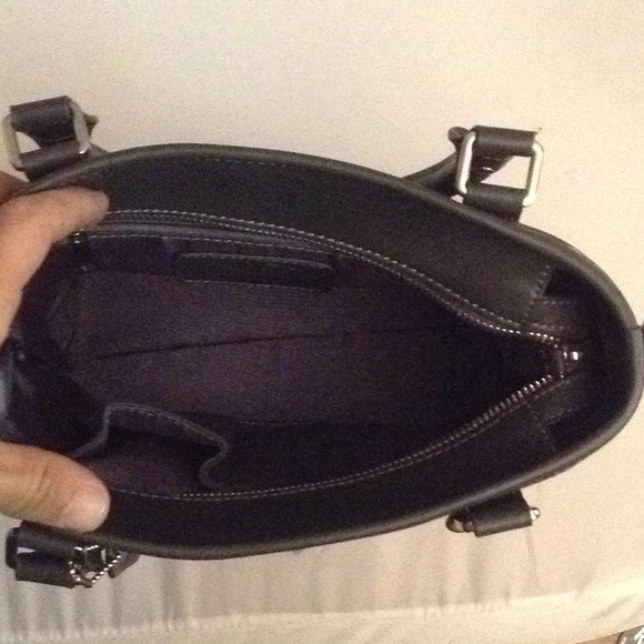 New 3 Lily Pad handbag leather With shoulder strap - Picture 2 of 3